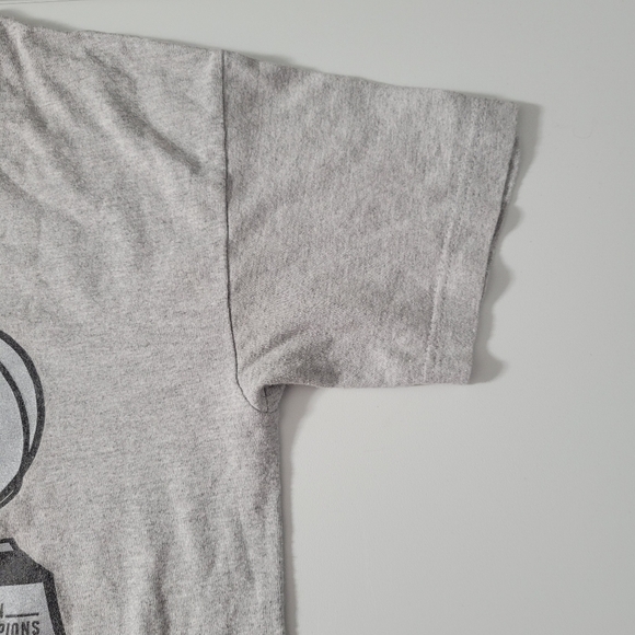 Adidas Gray "The Go To" Tee San Antonio Spurs Graphic Short Sleeve T-Shirt - Picture 4 of 6